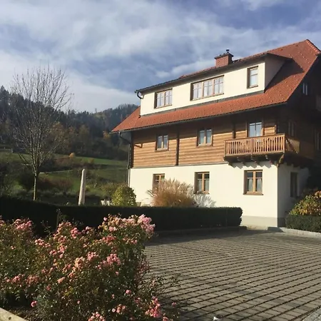 In Marktgemeinde Mit Garten By Interhome 公寓 Übelbach